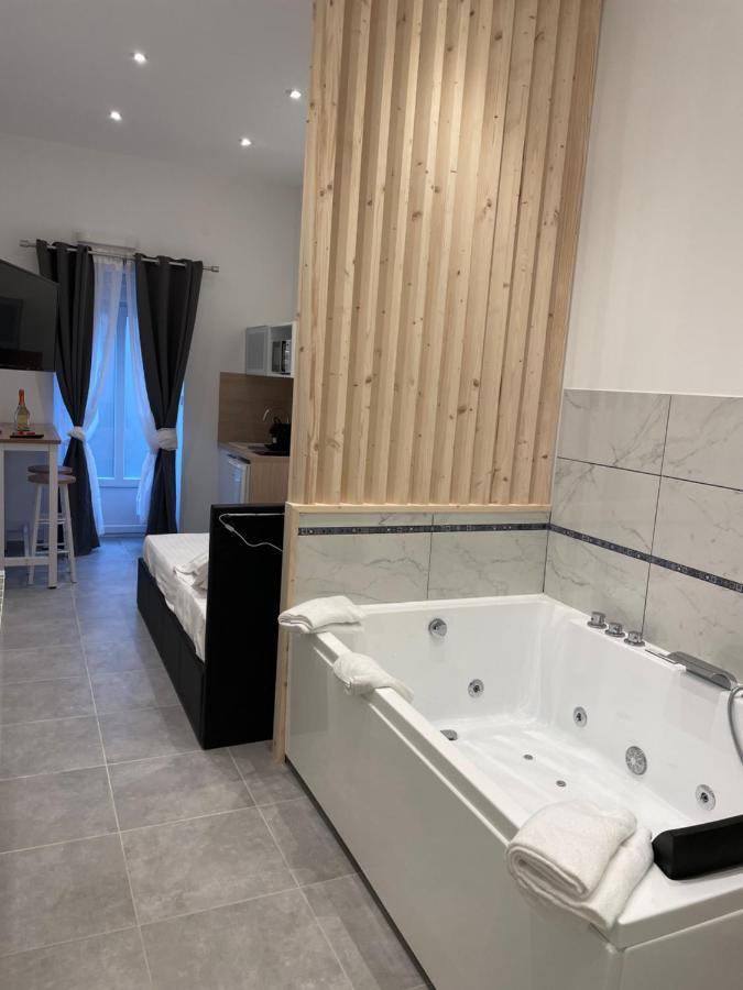Ferienwohnung Les Bulles De Mona "Le 149" -Proximite Gare De Lyon- Exterior foto